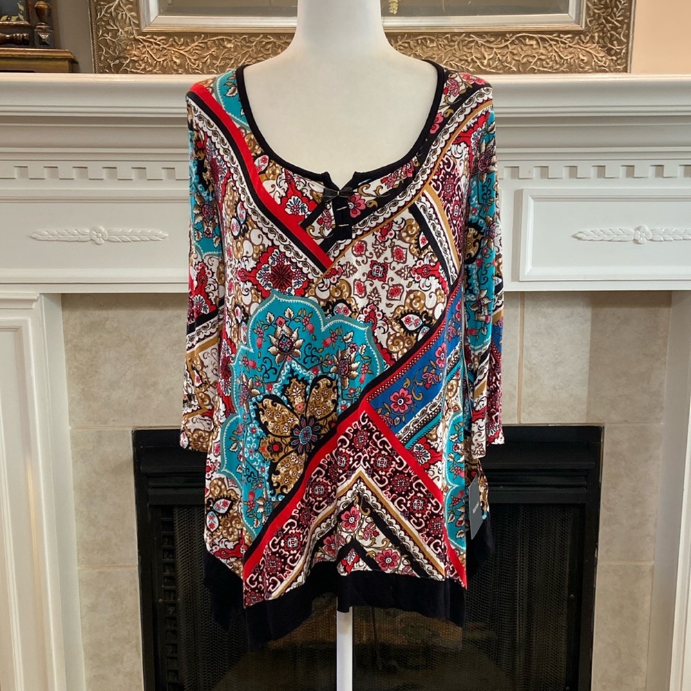 NWT Ellen Tracy Merry & Bright Patchwork V-Neck Top